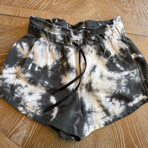 lululemon athletica Pants - Lululemon Inner Glow Short 3" *Earth Dye
Earth Dye Stone